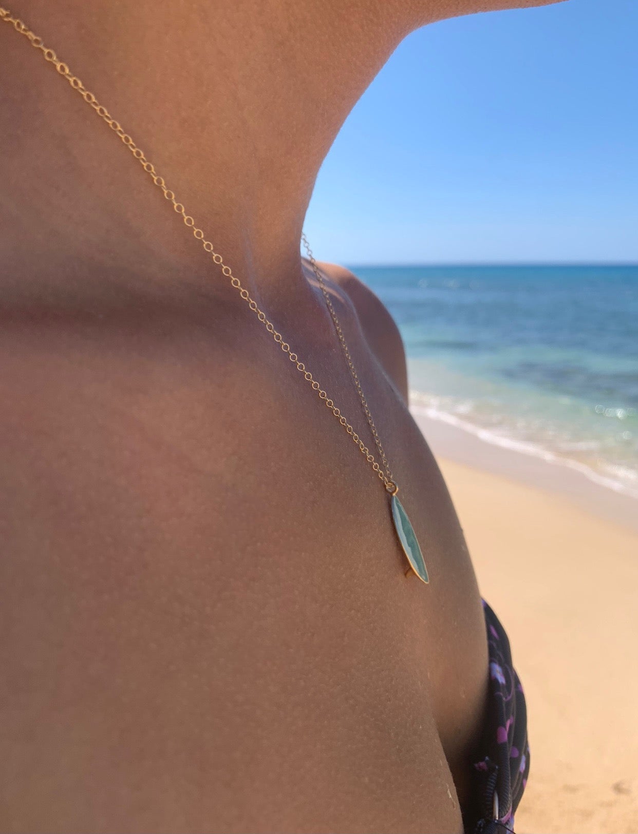 Kailani Surfboard necklace – [ki-ele]